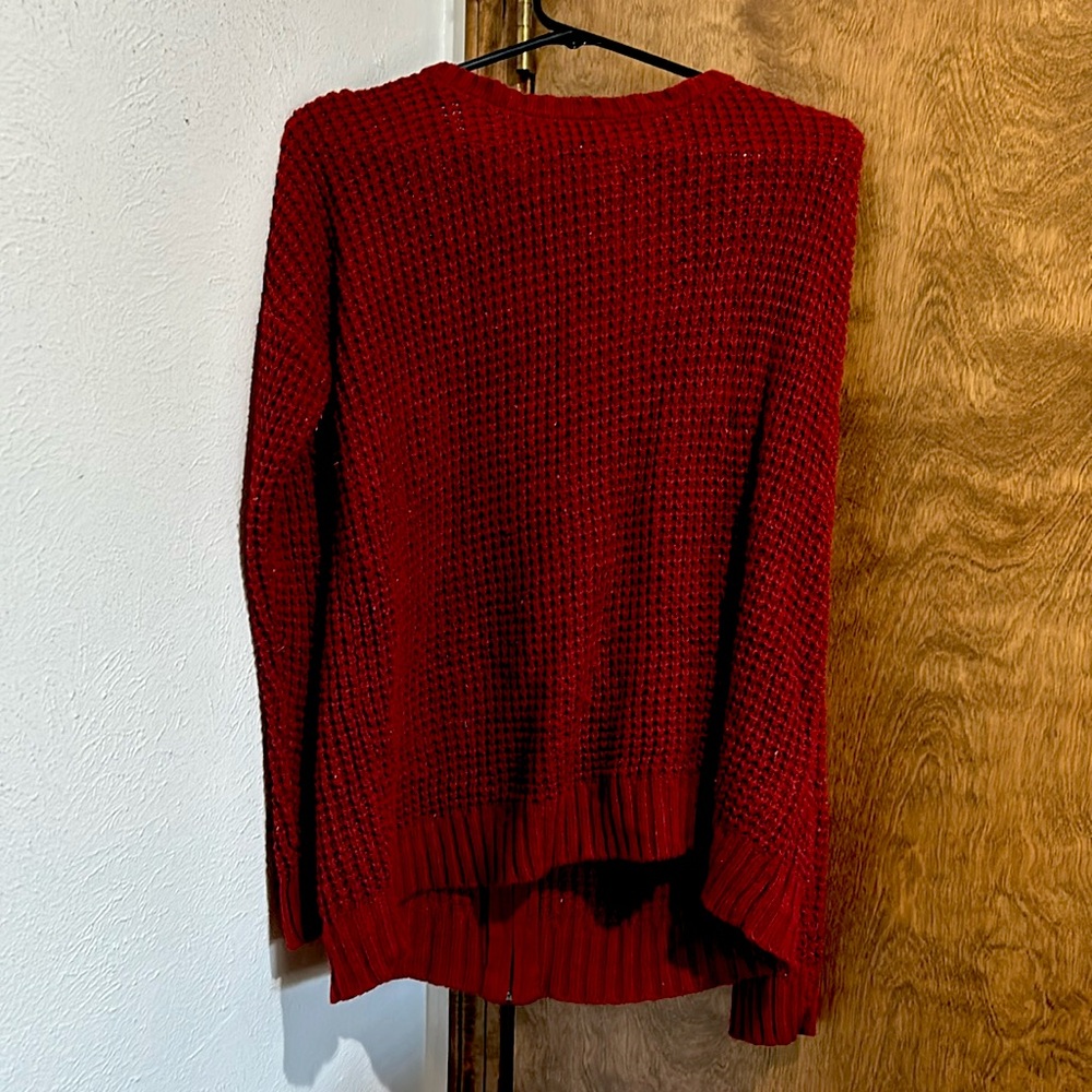 Love by Design Red oversized sweater, zip up in back. Size S